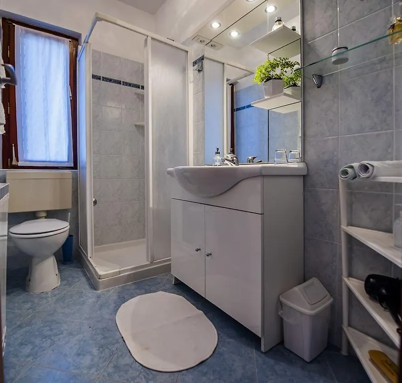 Apartments Severina 로비니